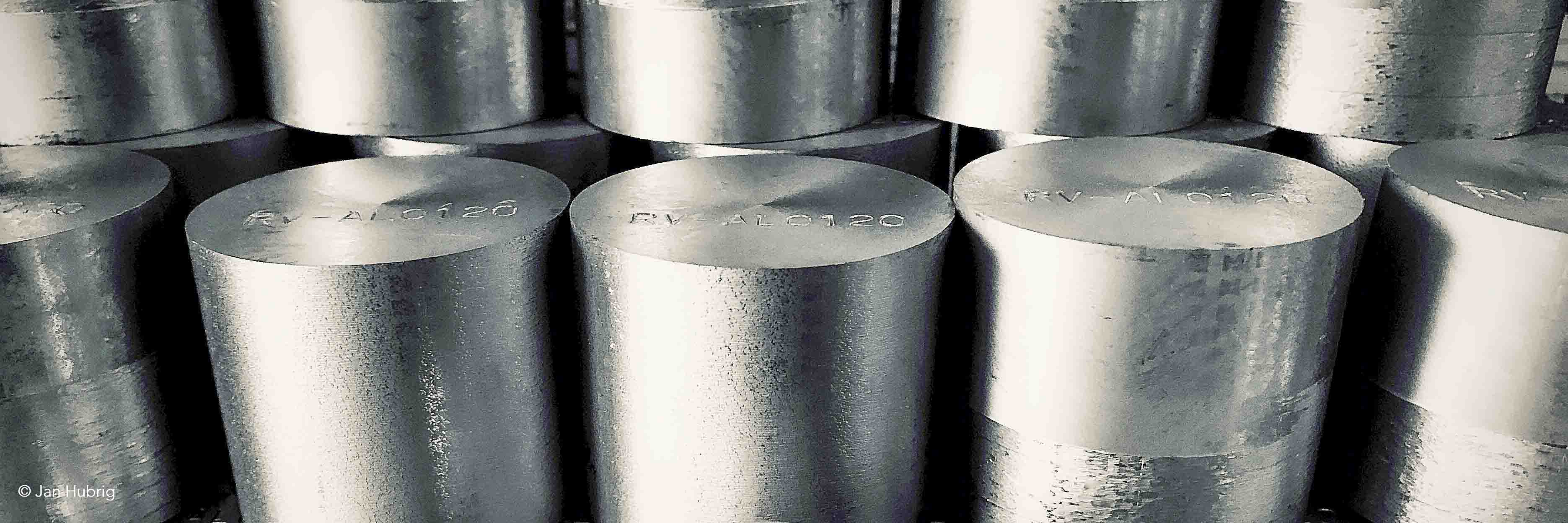 Reference standards from Metalogie