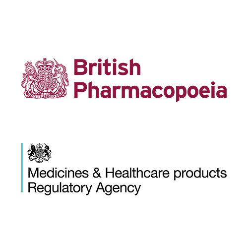 Fläschchen und Ampullen mit Referenzstandards von der britischen Pharmacopoeia